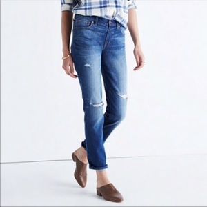 Madewell SZ 27 slim distressed boy jean